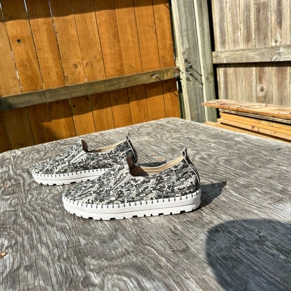 - Nwt WOMEN'S GC SHOES AROMA SLIP-ON SNEAKERS size 41 - Picture 8 of 9